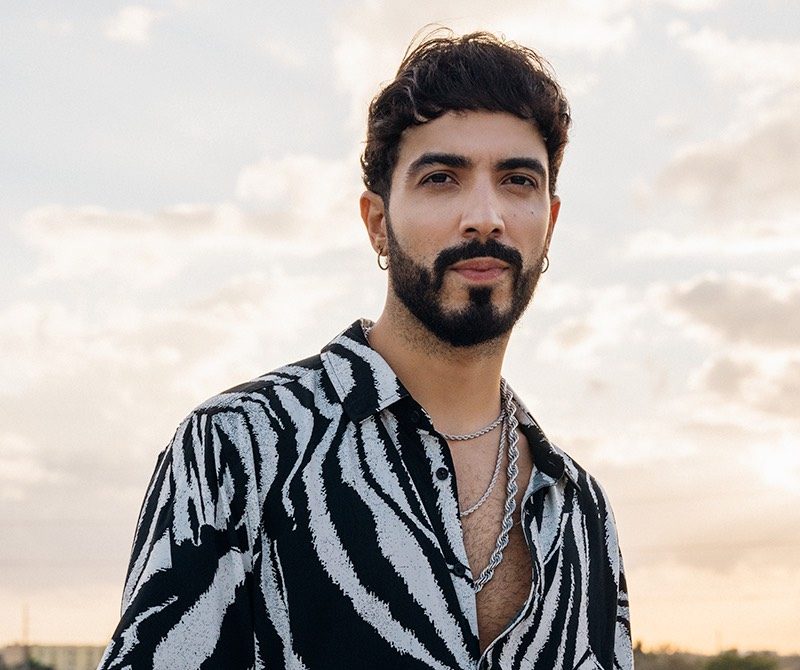 Luis Figueroa Debuts on the Billboard’s Latin Pop Airplay Chart with ‘Hasta El Sol de Hoy’